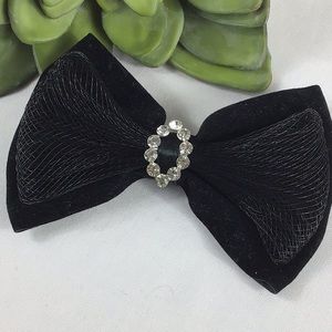 Vintage 1960’s Velvet and Netting Bow Pin